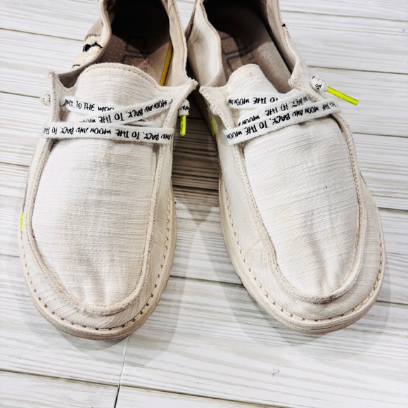 Hey Dude Wendy Shoes size 8 women - Picture 3 of 7